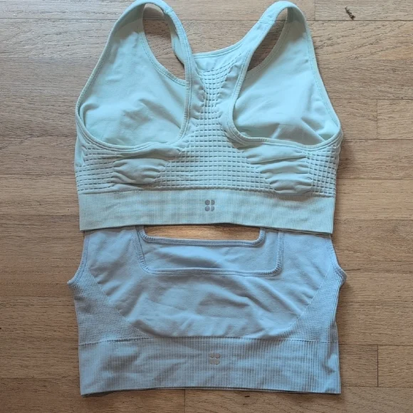 Sweaty Betty Set of 2 Sports Bras Intimates & Sleepwear- Light Blue & Green - Picture 2 of 5